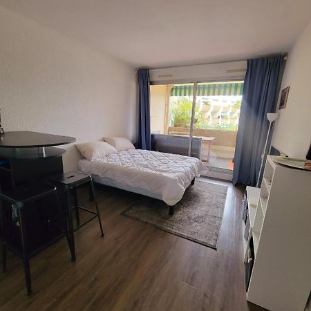 לה-גרו-דו-רואה Studio 237 Port Camargue, Piscine, Climatisation, 2 Personnes מראה חיצוני תמונה